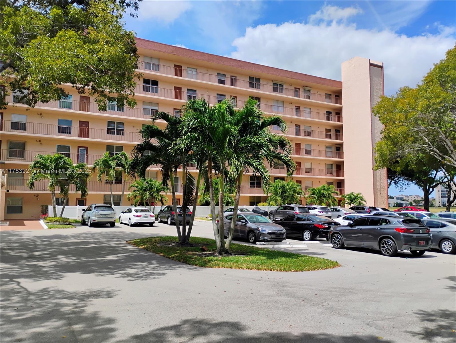 Picture of 14623 Bonaire Blvd # 509, Delray Beach, FL 33446