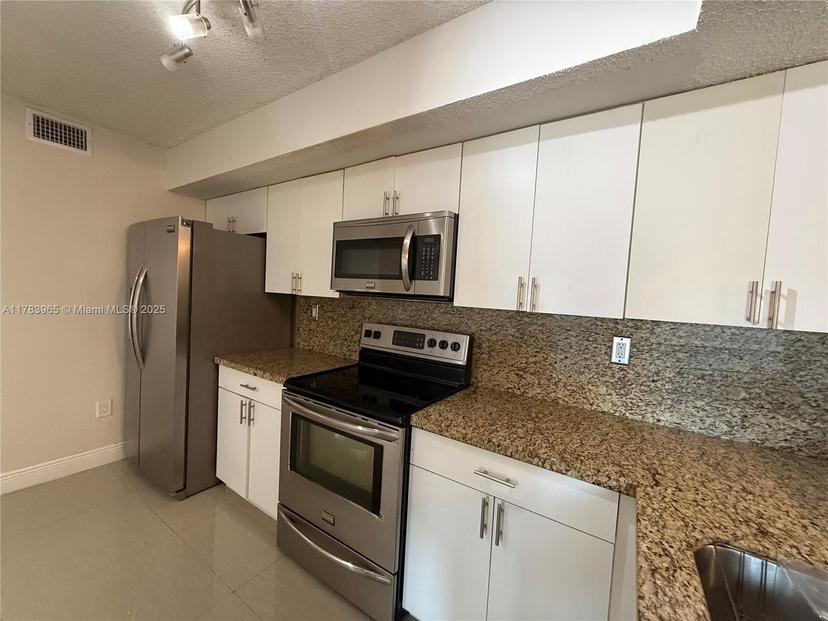 Picture of 8650 SW 212Th St # 201, Cutler Bay FL 33189