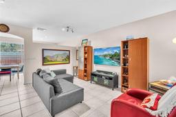 Picture of 805 NW 135Th Ter, Pembroke Pines, FL 33028