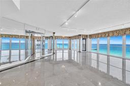 Picture of 16445 Collins Ave # 1026, Sunny Isles Beach, FL 33160