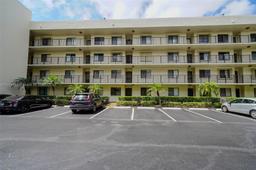 Picture of 3138 Via Poinciana # 105, Lake Worth, FL 33467