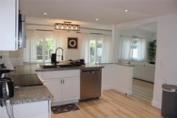 Picture of 10560 La Placida Dr, Coral Springs, FL 33065