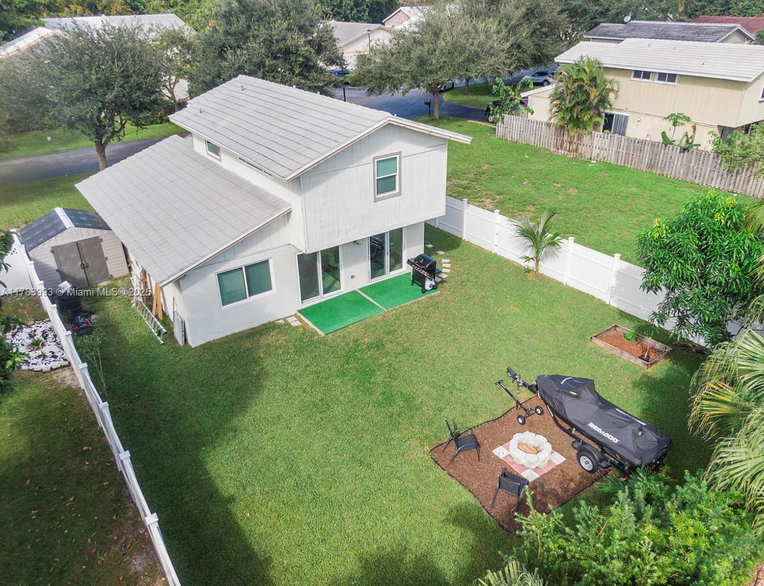 Picture of 10560 La Placida Dr, Coral Springs, FL 33065