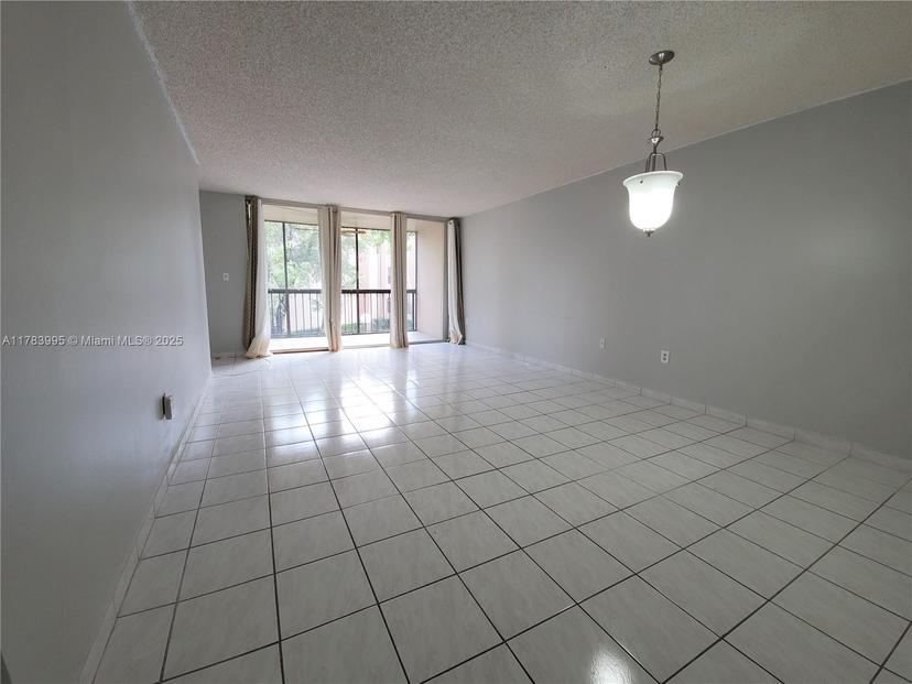 Picture of 10985 SW 107Th St # 216, Miami FL 33176