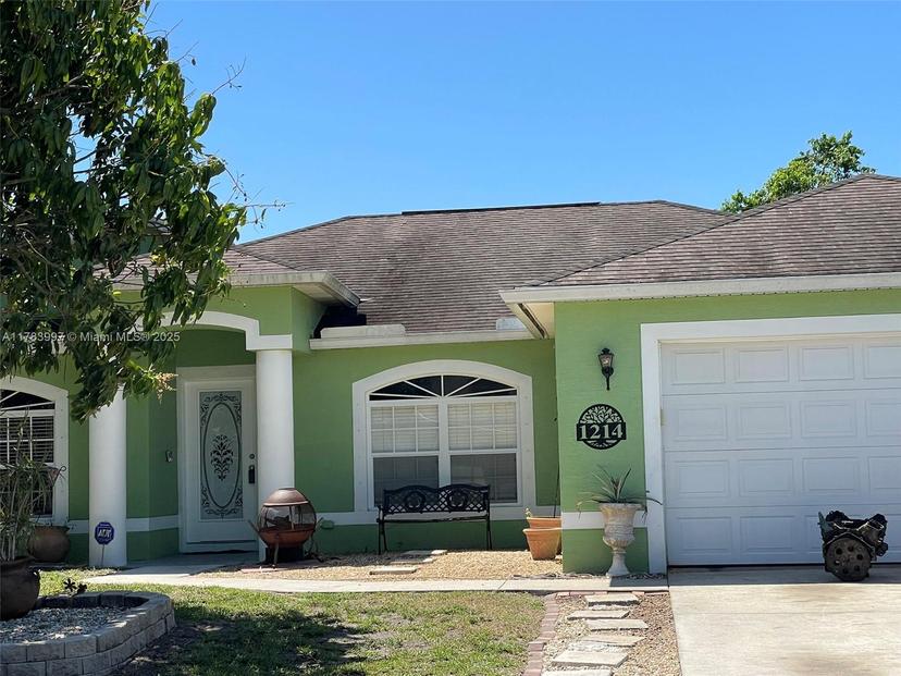 Picture of 1214 SW Patricia Ave, Port St. Lucie FL 34953