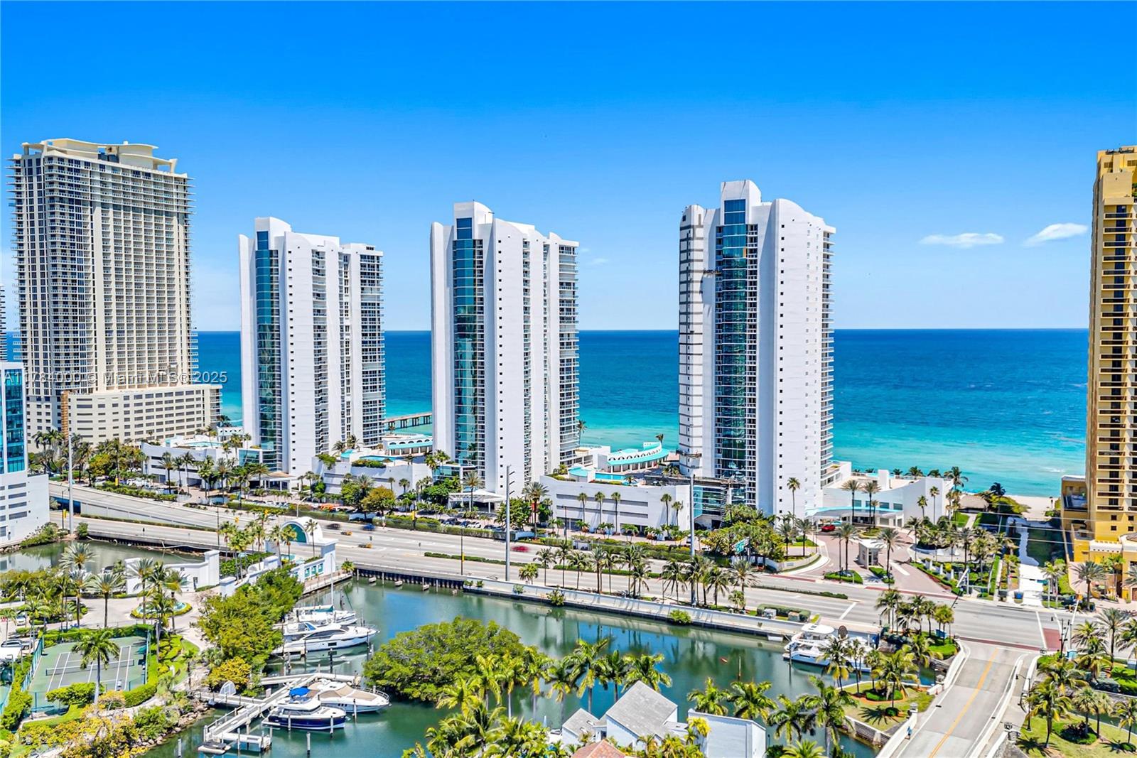 Picture of 16445 Collins Ave # 1121, Sunny Isles Beach, FL 33160
