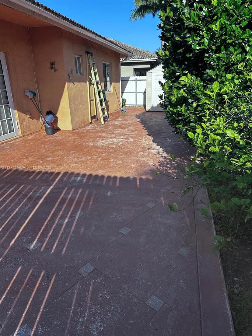Picture of 7733 NW 200Th St, Hialeah FL 33015