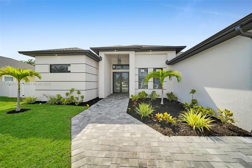 Picture of 2138 SW 3Rd Ave, Cape Coral FL 33991
