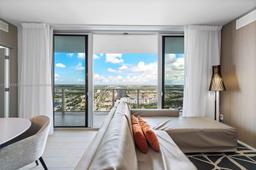Picture of 4010 S Ocean Dr # T3904, Hollywood, FL 33019