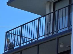Picture of 9682 Fontainebleau Blvd # 410, Miami, FL 33172