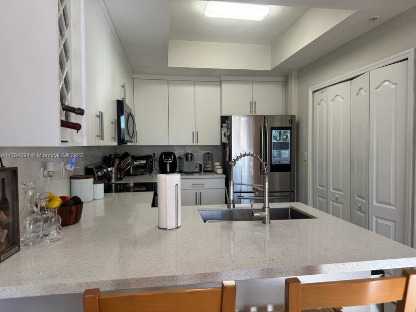 Picture of 8912 W Flagler St # 217, Miami FL 33174