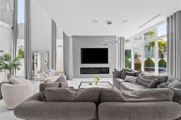 Picture of 6819 NW 105Th Ave, Doral, FL 33178