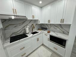 Picture of 7904 West Dr # 903, North Bay Village, FL 33141