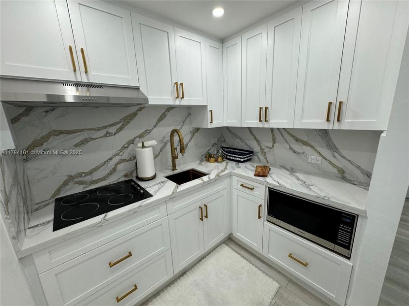 Picture of 7904 West Dr # 903, North Bay Village FL 33141