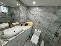 Picture of 7904 West Dr # 903, North Bay Village, FL 33141
