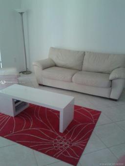 Picture of 19501 E Country Club Dr # 104, Aventura, FL 33180