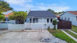 Picture of 19337 NW 53Rd Pl, Miami Gardens, FL 33055