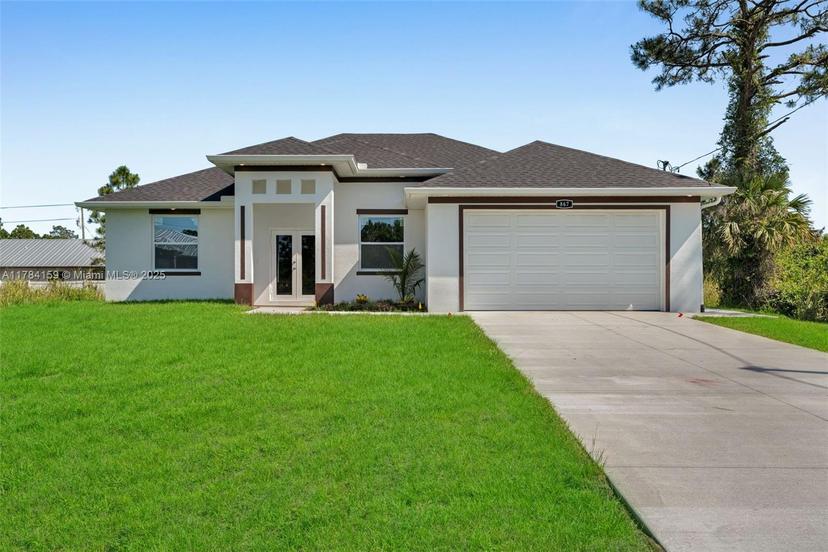 Picture of 867 Carbon St E, Other City - In The State Of Florida FL 33974