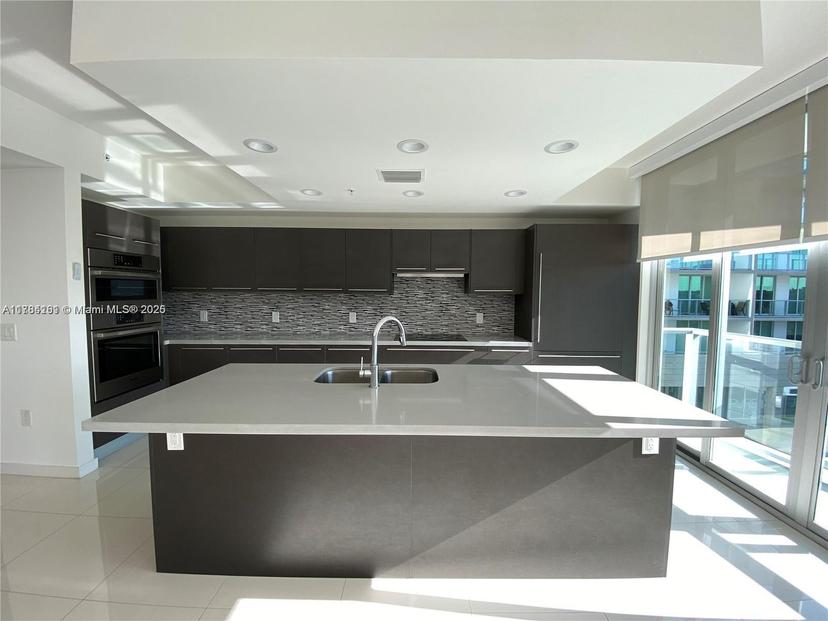 Picture of 7751 NW 107 Ave # 305, Doral FL 33178