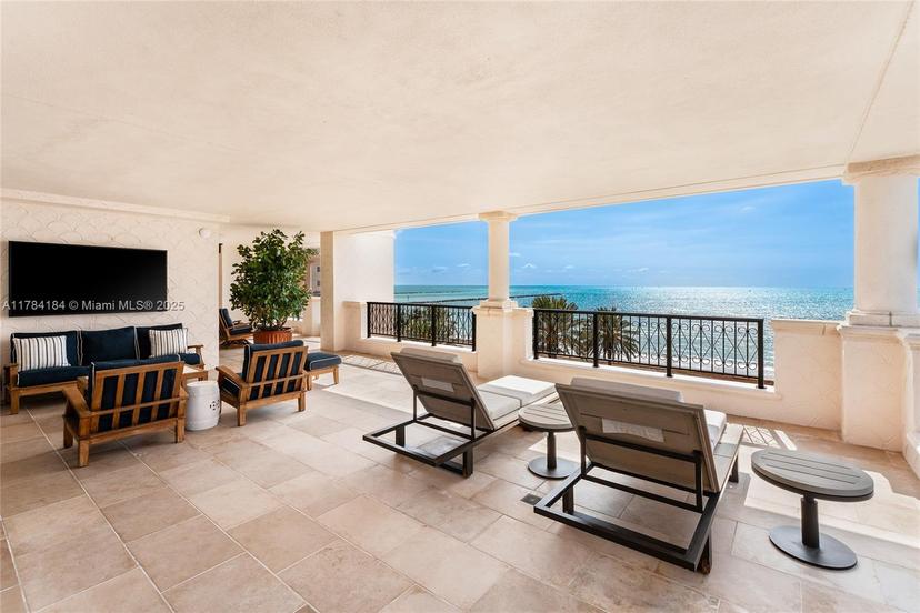 Picture of 7600 Fisher Island Dr # 7654, Miami Beach FL 33109