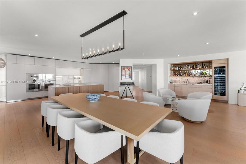 Picture of 7600 Fisher Island Dr # 7654, Miami Beach FL 33109