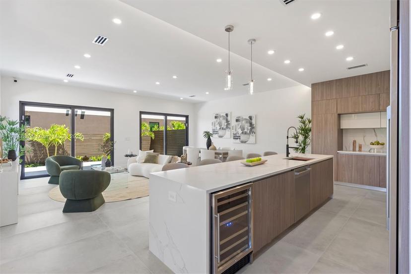 Picture of 2431 NE 18Th St, Fort Lauderdale FL 33305