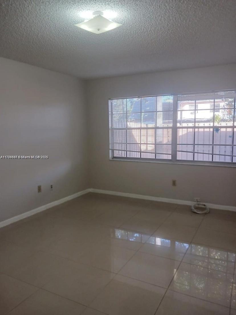 Picture of 7502 Nova Dr # 2, Davie FL 33317