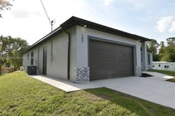 Picture of 103 Scott Ave, Lehigh Acres, FL 33936