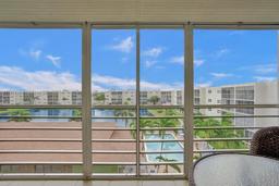 Picture of 314 SE 10Th St # 403, Dania Beach, FL 33004