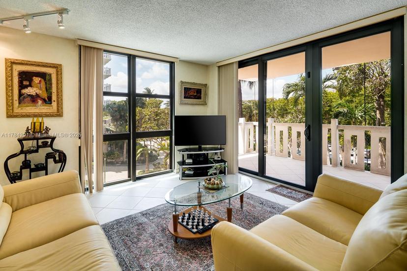 Picture of 1121 Crandon Blvd # F206, Key Biscayne FL 33149
