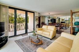 Picture of 1121 Crandon Blvd # F206, Key Biscayne, FL 33149