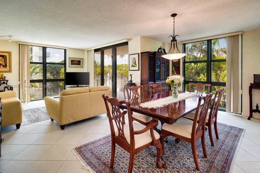 Picture of 1121 Crandon Blvd # F206, Key Biscayne FL 33149