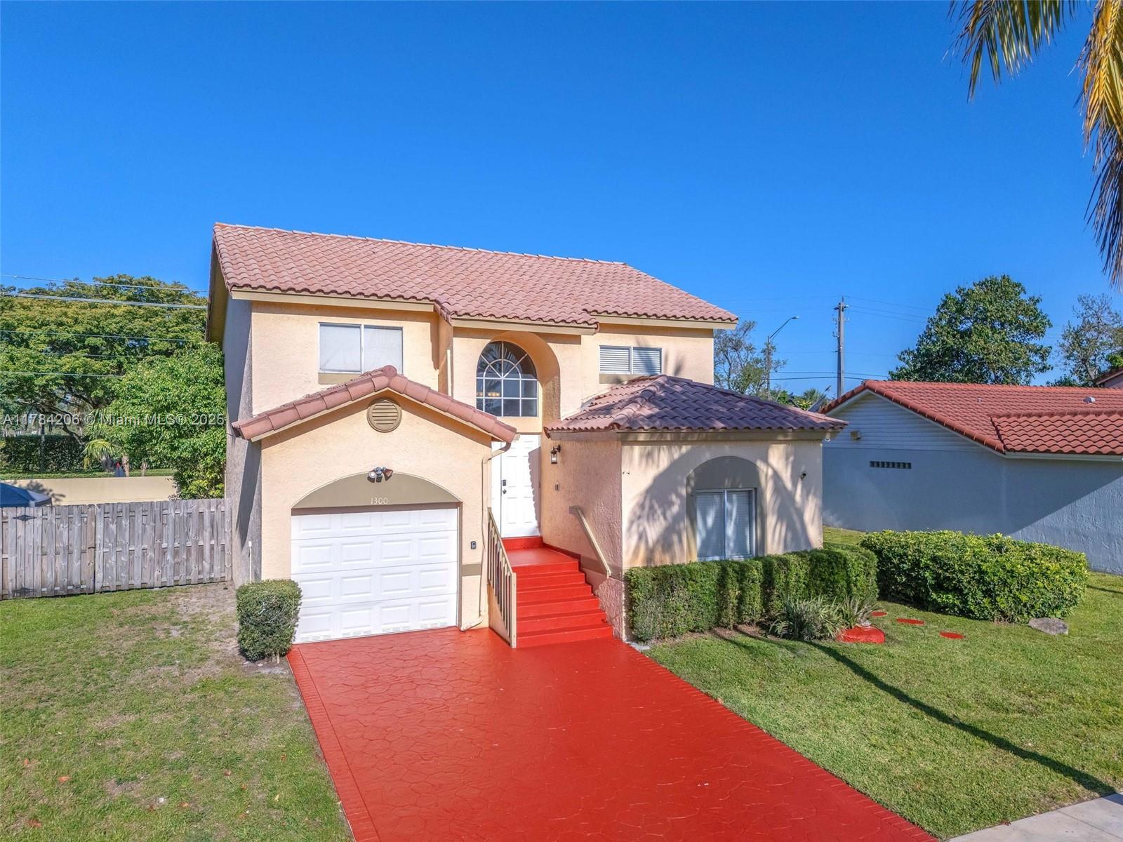 Picture of 1300 SW 88Th Way, Pembroke Pines, FL 33025