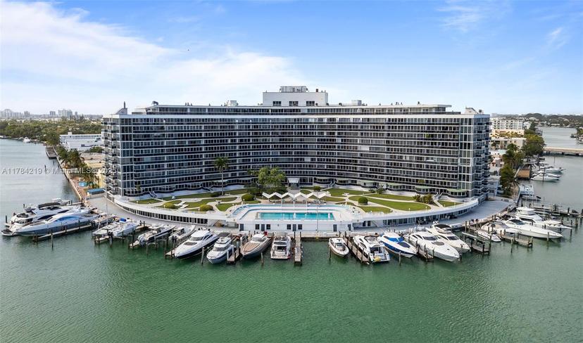 Picture of 900 Bay Dr # 107, Miami Beach FL 33141