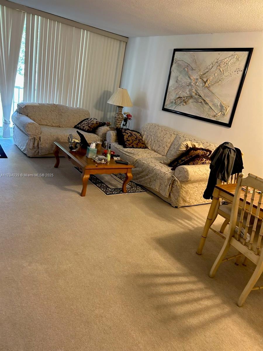 Picture of 1700 NE 191St St # 101, Miami, FL 33179