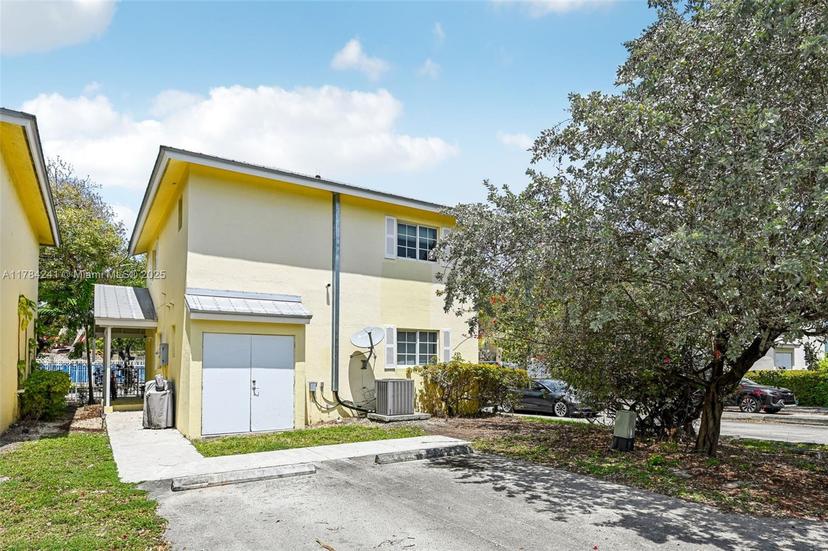 Picture of 380 NW 20Th St # 8, Miami FL 33127