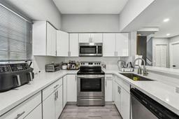 Picture of 380 NW 20Th St # 8, Miami, FL 33127