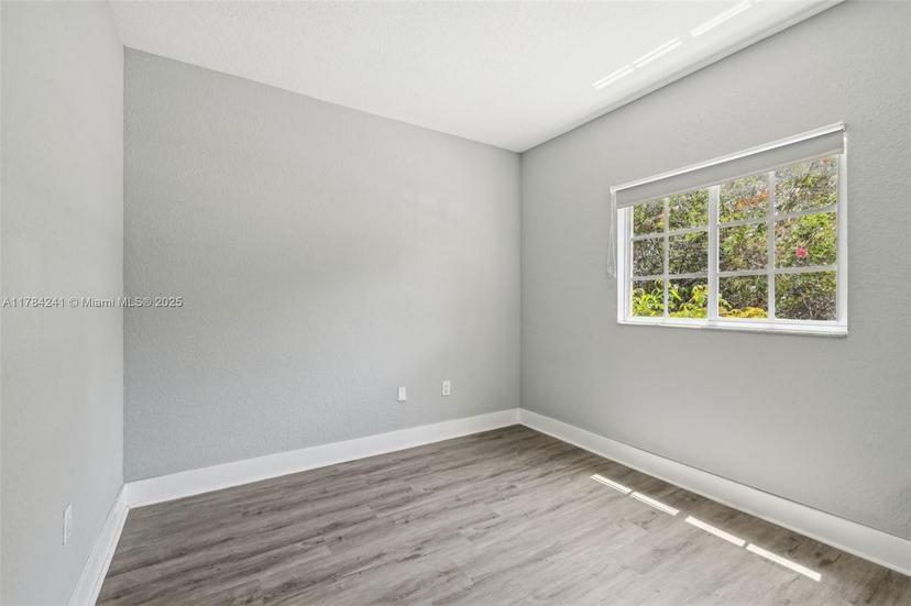 Picture of 380 NW 20Th St # 8, Miami FL 33127