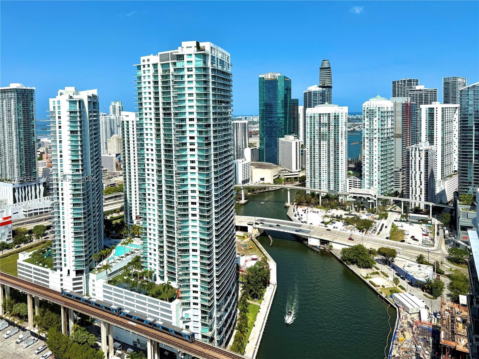 Picture of 185 SW 7Th St # 4209, Miami, FL 33130