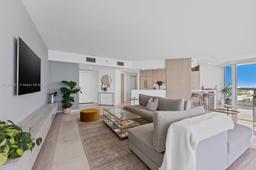 Picture of 7330 Ocean Ter # B, Miami Beach, FL 33141