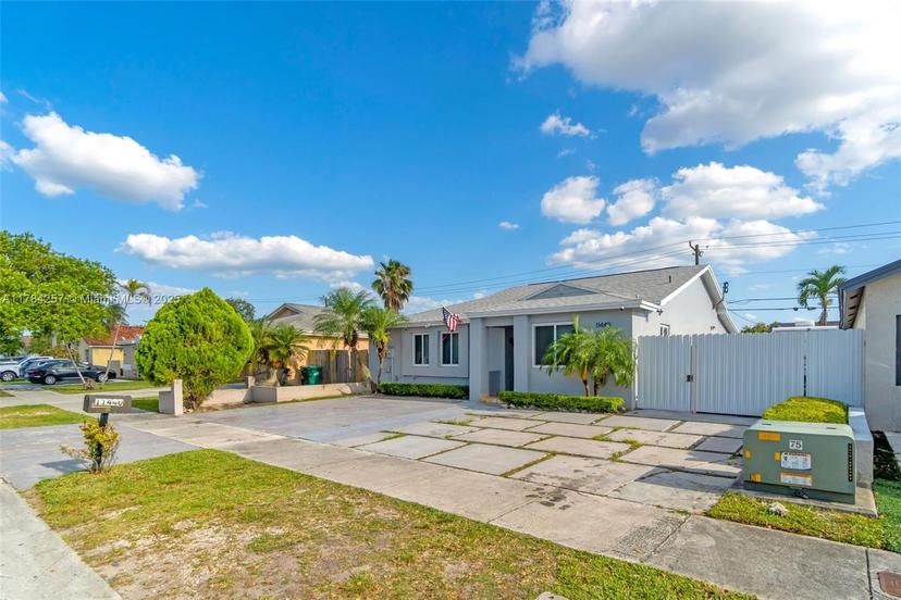Picture of 11440 SW 185Th Ter, Miami FL 33157