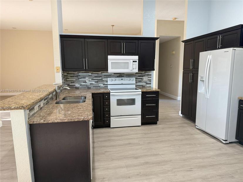 Picture of 5352 NW 57Th Ter, Coral Springs FL 33067