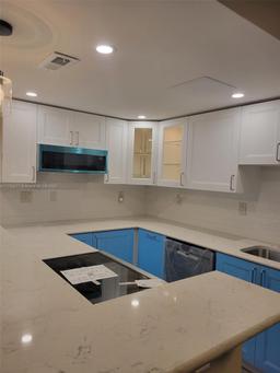 Picture of 2900 Banyan St # 303, Fort Lauderdale, FL 33316