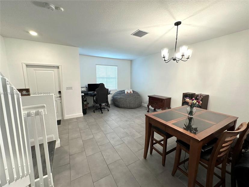 Picture of 14720 SW 181St Ter, Miami FL 33187