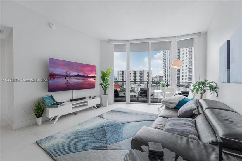 Picture of 350 NE 24Th St # 711, Miami FL 33137