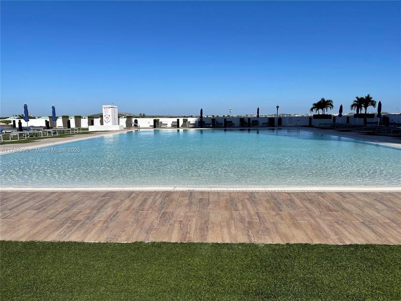 Picture of 5300 Paseo Blvd # 1205, Doral FL 33166