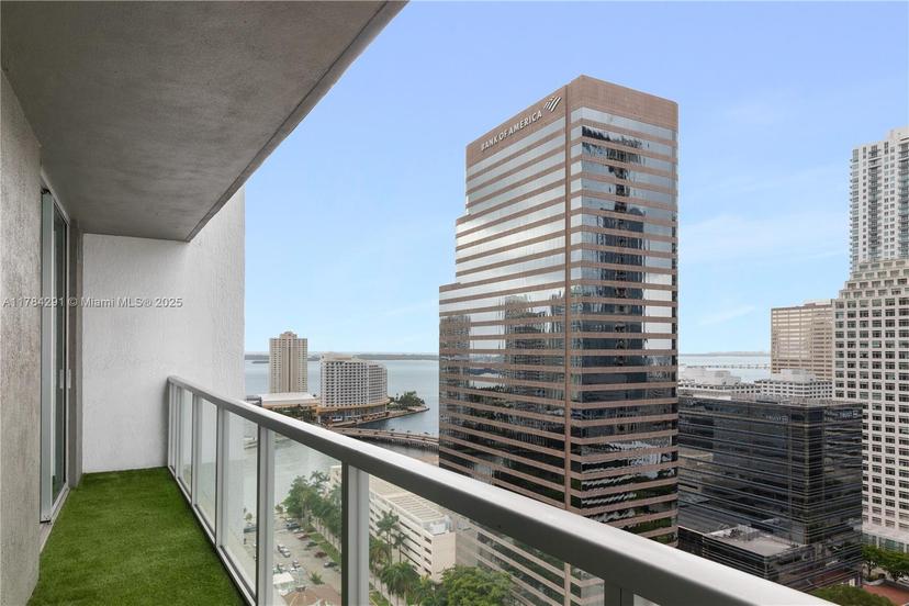 Picture of 500 Brickell Ave # 2606, Miami FL 33131