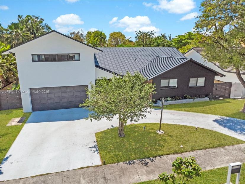 Picture of 8910 SW 159Th Ter, Palmetto Bay FL 33157