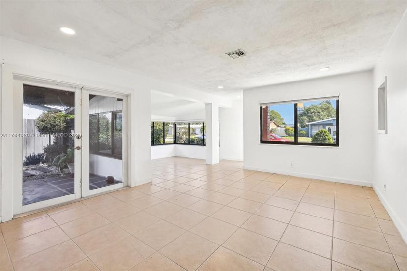 Picture of 6451 Coolidge St, Hollywood FL 33024