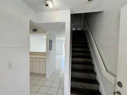 Picture of 2620 W 76Th St # 201, Hialeah, FL 33016